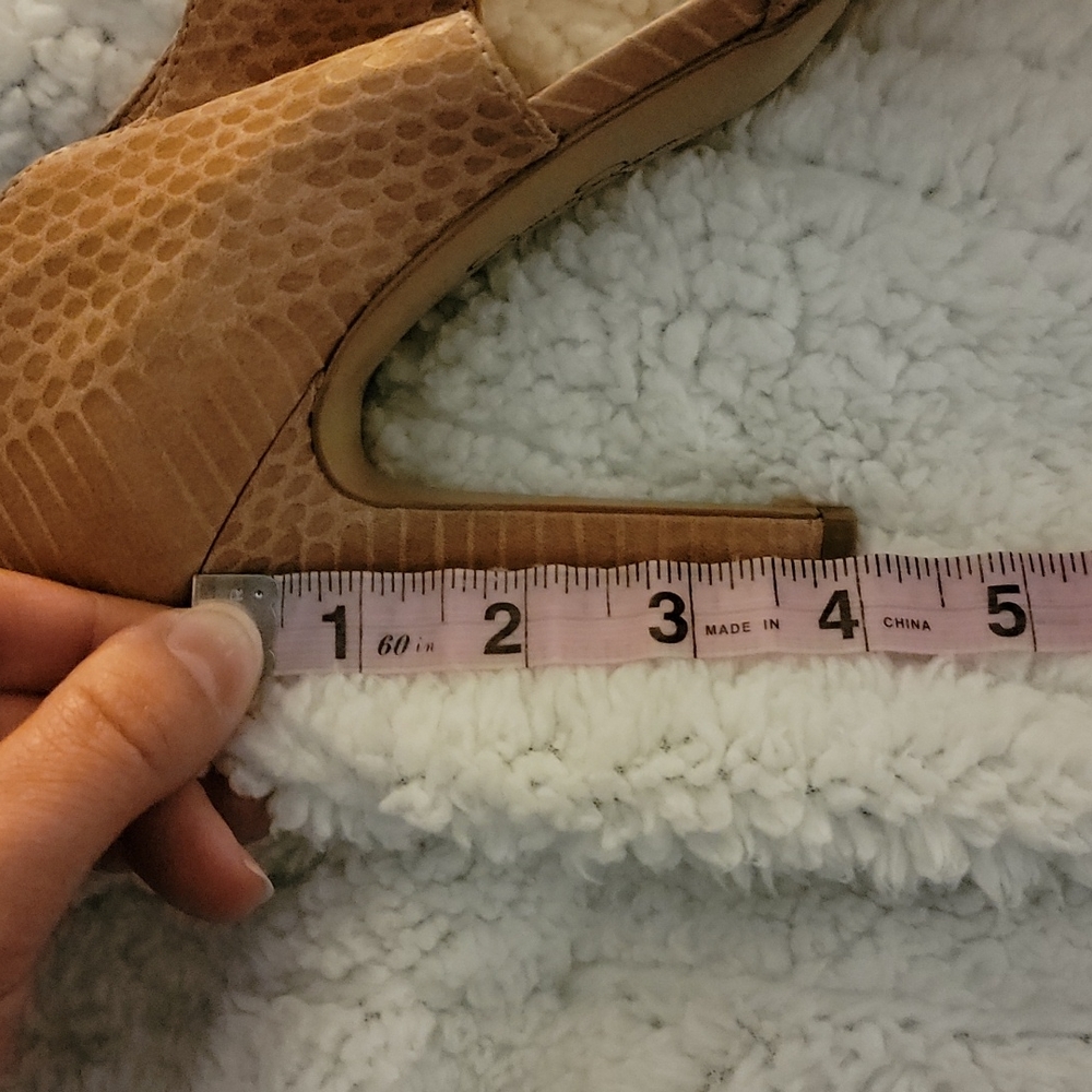 Jessica Simpson Coswell Blush Pink Snake Embossed Faux Leather Pointed Toe Pump - Picture 11 of 11